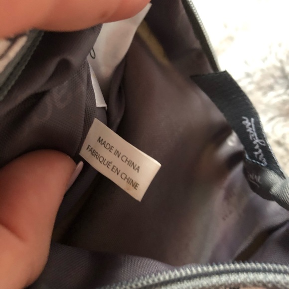 CLOSET CLOSING! - Picture 4 of 6